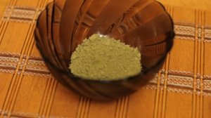 Бесцветная хна для волос. Маска из бесцветной хны и касторового масла