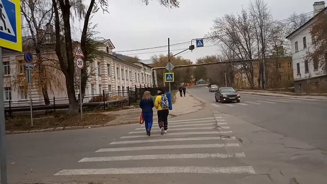 вон там вторая улица свернуть налево проход к горе тив тяв