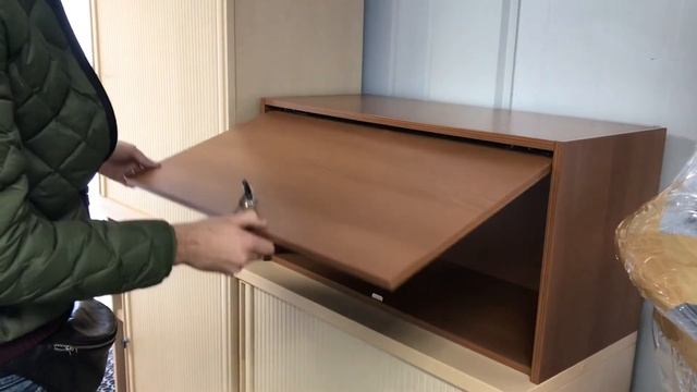 Шкафчик навесной