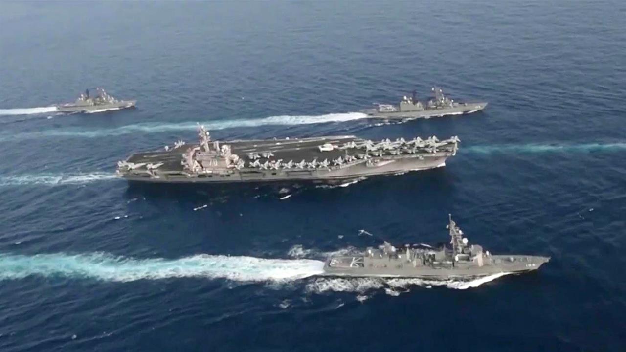 Американские корабли вплотную подошли к Северной Корее