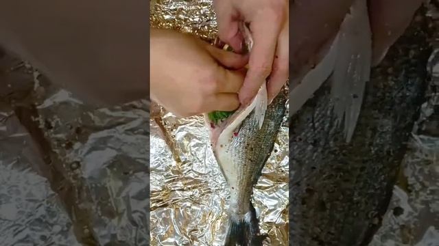 Дорадо в духовке #дорадо#дорадовдуховке#готовимдома#папастряпа#рецепты#рекомендации#запеченнаярыба смотреть онлайн