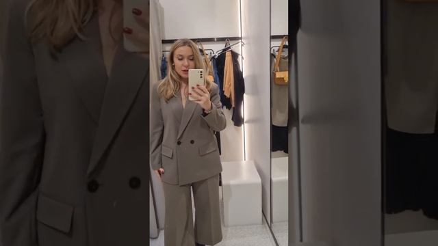 Модный цвет сезона весна-лето 2023! Все о трендах! Женский костюм подойдет любой фигуре! Шопинг! смотреть онлайн