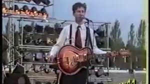 Девчонка 16 ти лет