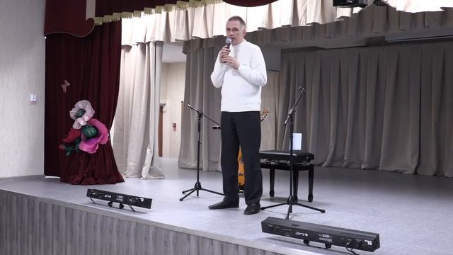 СРЕДИ МИРОВ (сл. И. Анненский, муз. Я. Климанов)