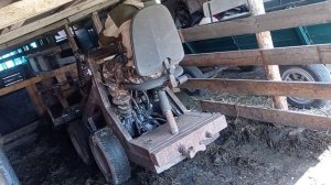 Бортоповоротный погрузчик на гидроходу