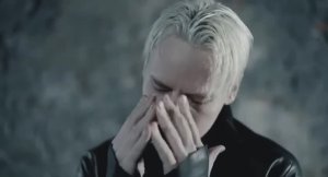 Певец Шаман выпустил песню в память о погибших в «Крокусе»