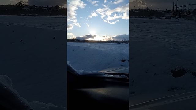 Art Snobs, Graham Parsons OD'd, Beautiful Snow And Other Stuff смотреть онлайн