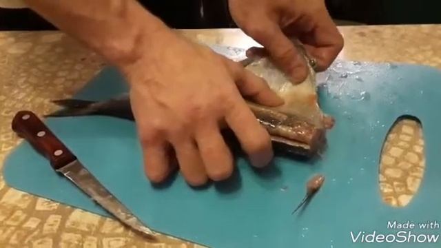 Как быстро почистить селёдку смотреть онлайн