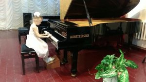 Путилина Ксения, 6 лет. И. Иордан "Охота за бабочкой"