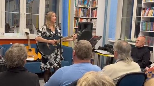 Весенняя( Наталья Кучер, исполняет Марина Шелепа)