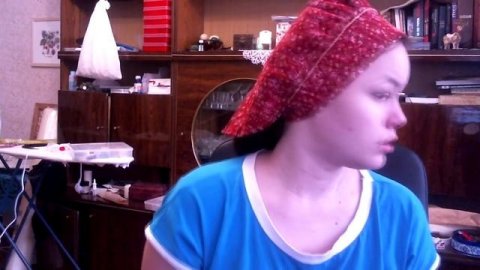 Повойник и сумочка в подробностях.