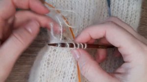 Как заделать (зашить/связать) дыру в вязаном полотне. Легко. Быстро. Надёжно.