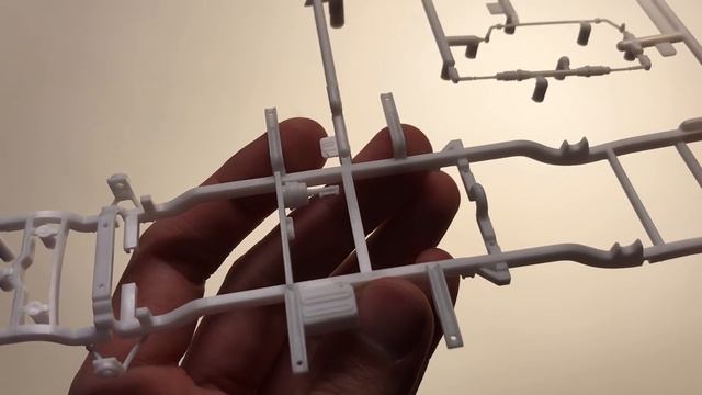 Unboxing: Revell Foose Ford F-100 смотреть онлайн