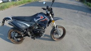 Обзор китайского мотоцикла Baltmotors Motard 200. Покоритель города для начинающих.