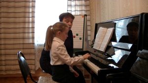 ОТКРЫТЫЙ УРОК ШАШКОВОЙ Т.А. фортепиано 1 класс