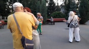 Белые туманы!!!💃🌹Танцы в парке Горького!!!🌴🌹Харьков 2021