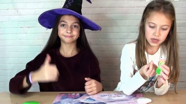 Лепим с Викой Циклопа Легкий пластилин Играем крестики-нолики | PrinCess KA смотреть онлайн