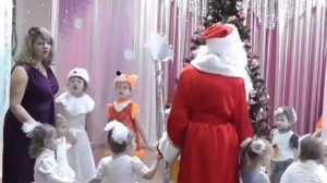 НОВОГОДНИЙ УТРЕННИК В ДЕТСКОМ САДУ! МЛАДШАЯ ГРУППА! ТАНЦУЕМ И ПОЁМ!