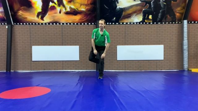 Простая динамичная разминка без предметов (ОРУ) смотреть онлайн