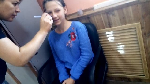 Подруги прокололи нос! смотреть онлайн