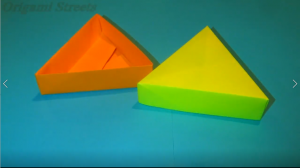 Как сделать коробку из бумаги. Оригами треугольная коробочка.mp4