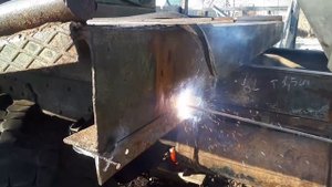 Ремонт лесовозной площадки Урал 4320!