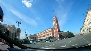 От Московского вокзала по Невскому проспекту до Васильевского острова в Питере