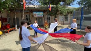 Танцевальный флешмоб "О, моя Россия!"