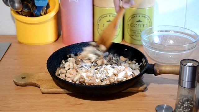 Картофельная запеканка с курицей и грибами. МЯСОЖОР 123