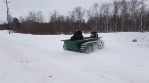 Самодельный болотоход . Испытание на гусянках