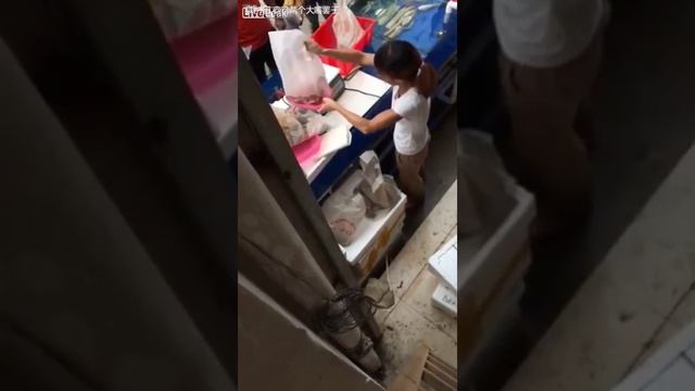 Как обманывают покупателей в Китае смотреть онлайн