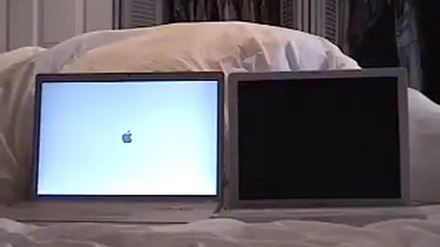 Macbook Pro vs. iBook G4. Test #1 смотреть онлайн