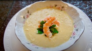 Кукурузный крем-суп с креветками