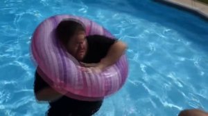 ЗЛОЙ ДЕД плавает