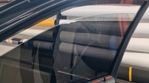 Как снять тонировку с боковых стекол без проблем