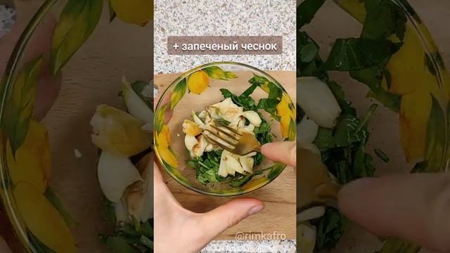 Чесночный багет с томатами и сыром - вкусный и быстрый рецепт