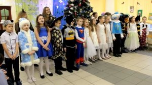 Новый год зажигает ёлки