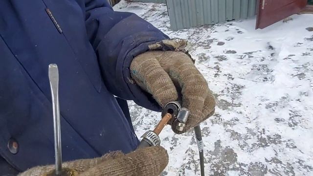 Самоделка для сифона За 5 минут хтрость своими руками Сифон для газировки