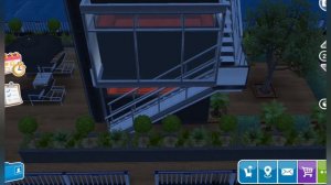 The Sims Freeplay : Sea Traffic Light Tower