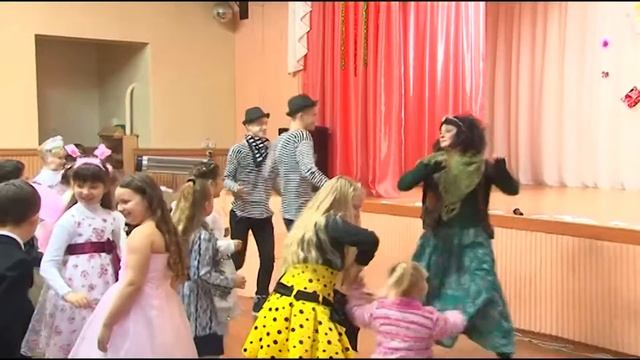 Новогодний танец от Кати Пасичник :