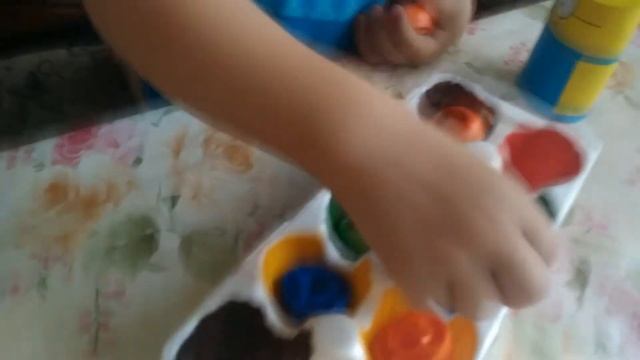 Играем с крышечками от фрутоняни смотреть онлайн