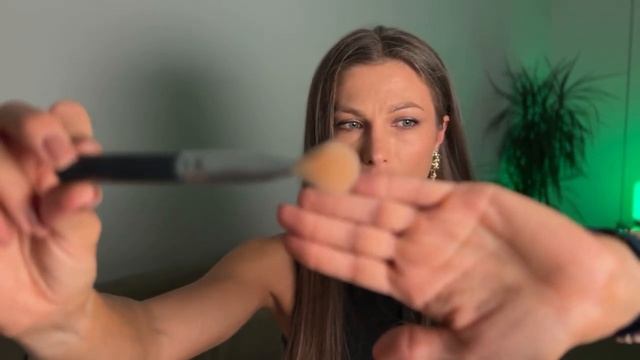 Базовый набор кистей для макияжа. Формы кистей