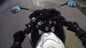 HONDA CBR125R!  Краткий обзор/тест-драйв.  Неудобный спортбайк для школьника