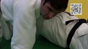 Дзюдо. Франция. Объяснение перехода на удушающий захват.