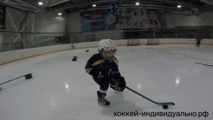 хоккей-индивидуально.рф. Упражнение на контроль шайбы с препятствием. Тренер - Садов А.А
