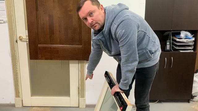 Двери Креда. Двери откатные с механизмом "Инвизибл"  или "МаГик"