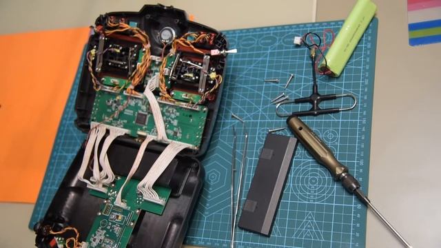 Frsky Taranis X9D RTC Battery low как поменять батарейку CR1220