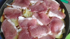 Мясо По-Французски с картошкой! Вкусное, сочное. Лучший рецепт!