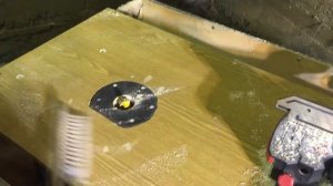 Делаем деревянный стол своими руками