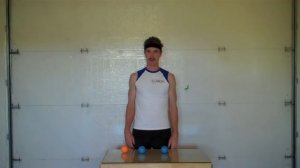 Learn How to Juggle 3 Balls (Tutorial)